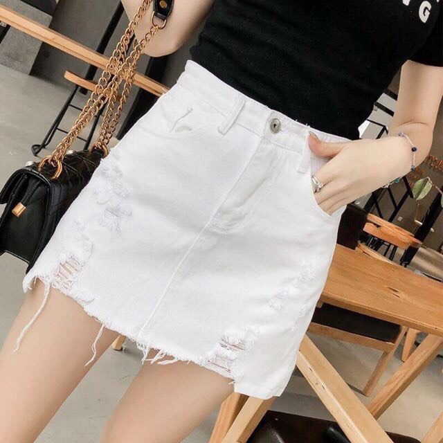 chân váy jean trắng và đen - Chân váy ngắn | ThờiTrangNữ.vn