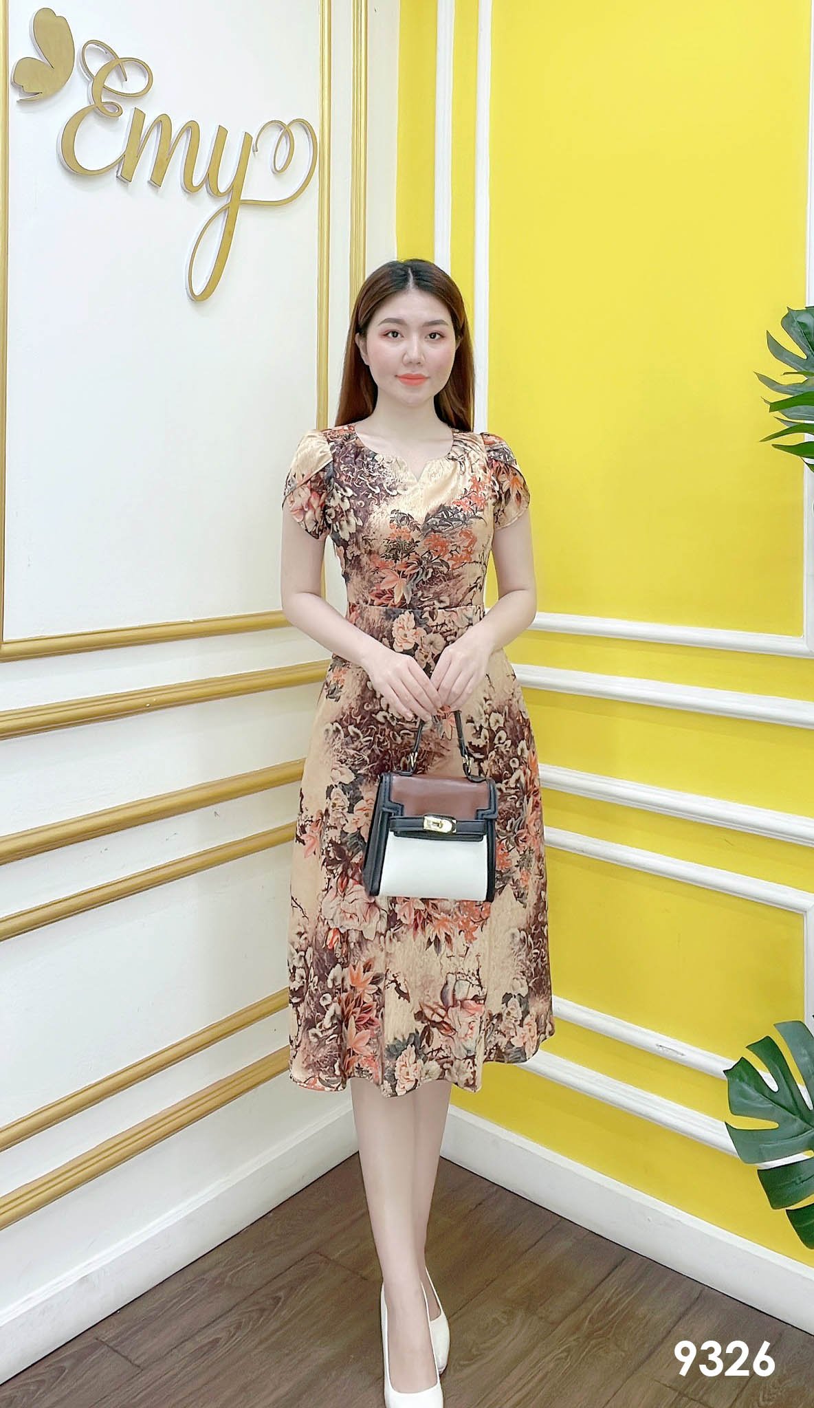 Đầm EMY EM9326 Xoè Hoa LVP