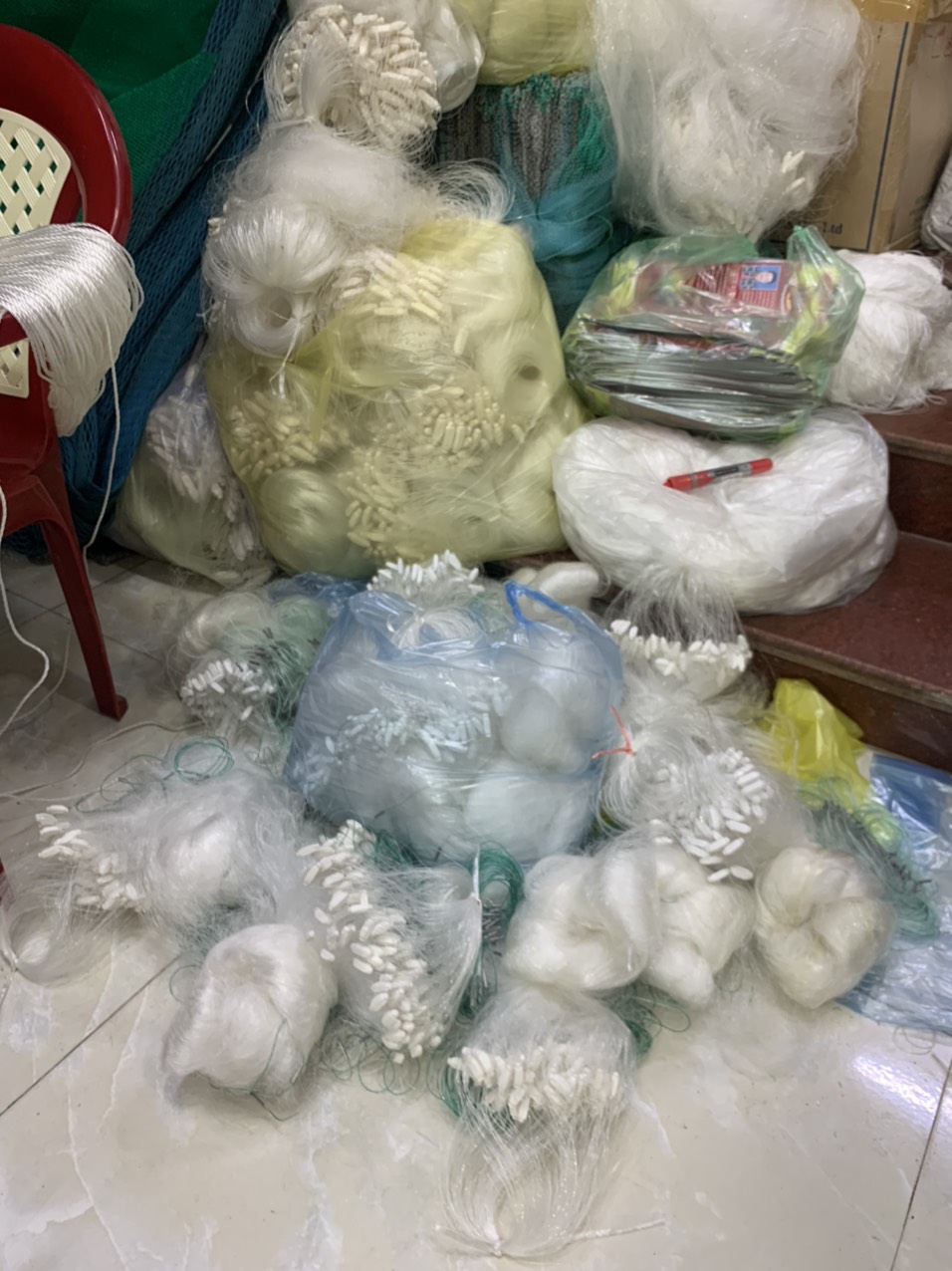 LƯỚI ĐÁNH BẮT CÁ 3 MÀN , mắt 6cm dài 42m hoặc 85m ( cá 0.2kg đến 2kg )