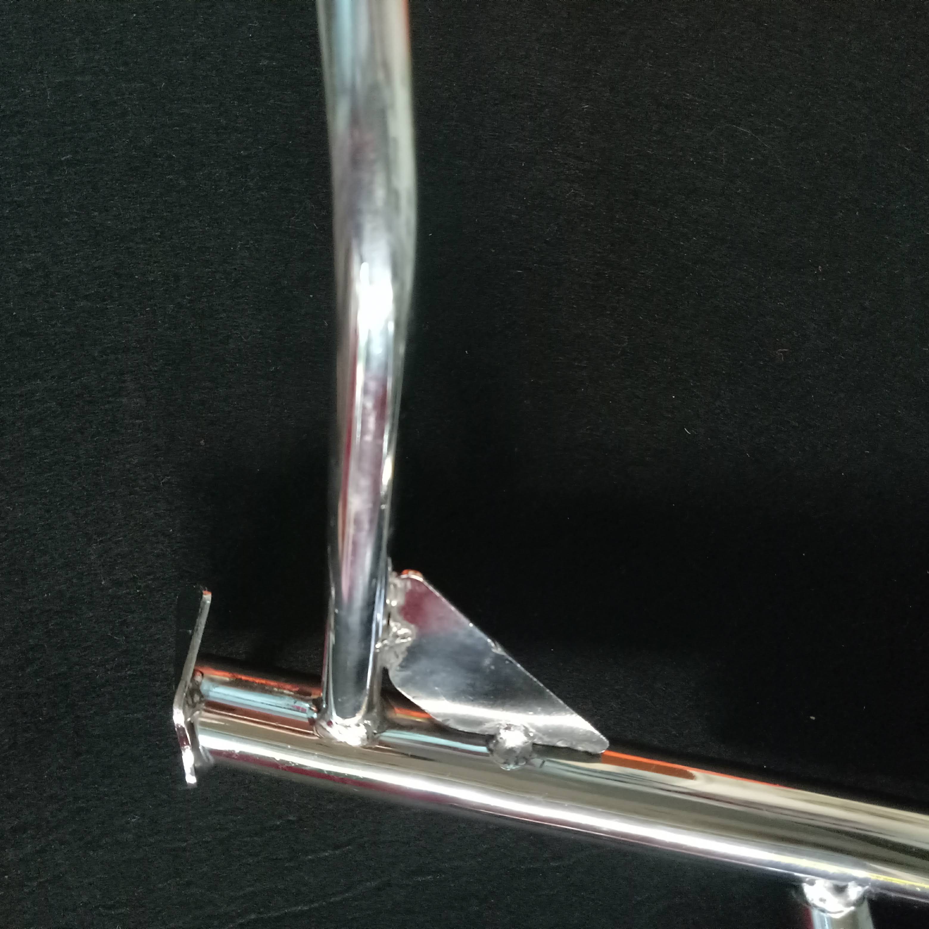 CHỐNG ĐỨNG INOX WAVE RS , FU NEO