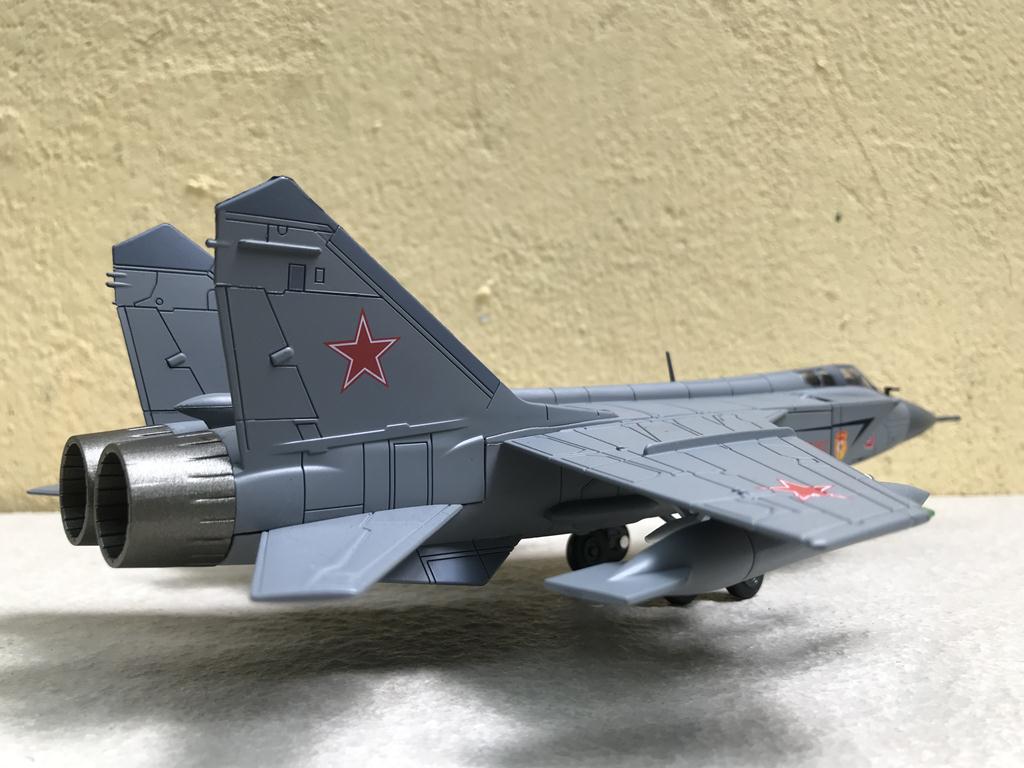Mô hình máy bay MIG-31 Fighter 1:72