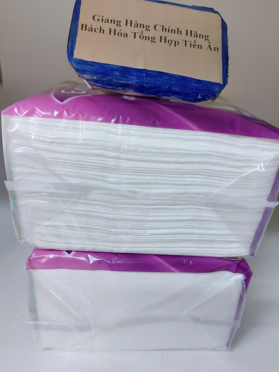 [HCM]2 Khăn giấy vuông E'mos Premium 100 tờ (2 bịch ) Mềm Hơn-Dai Hơn