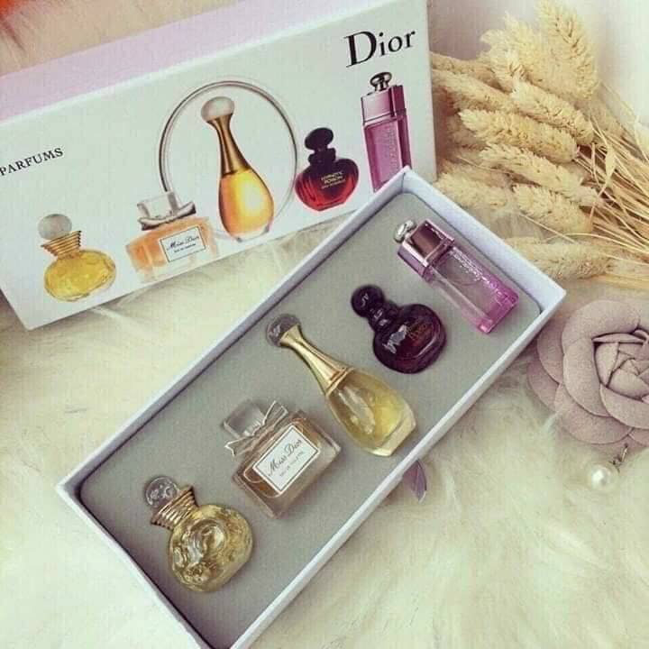 Sét bộ 5 chai nước hoa Dior sang trọng