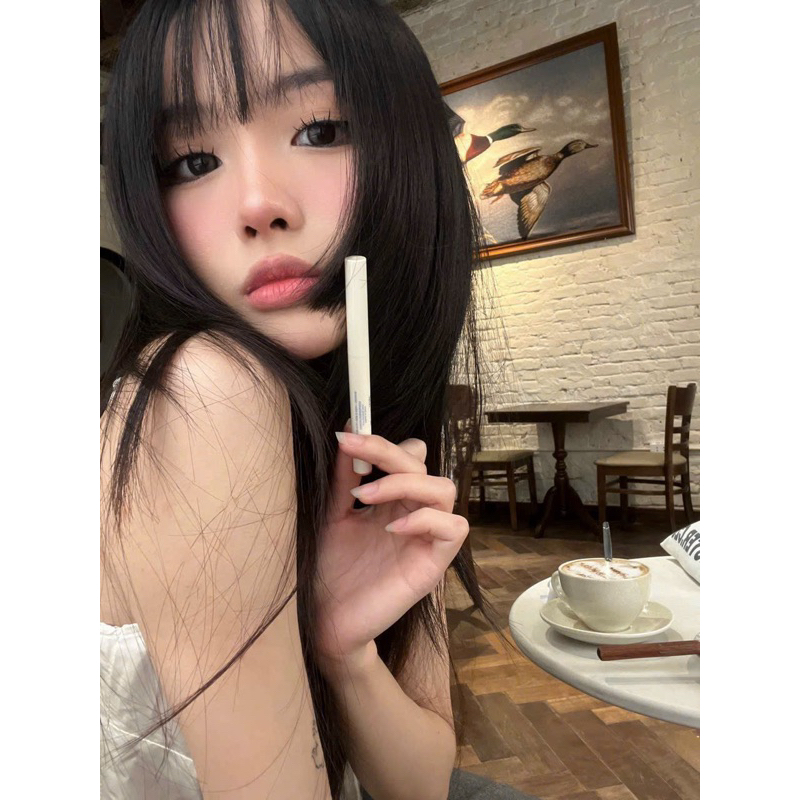 SON KẺ VIỀN MÔI LILYBYRED SMILEY BLENDING LIP
