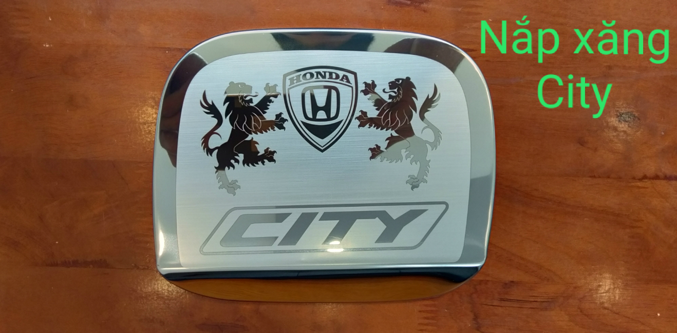 Ốp inox nắp bình xăng honda city