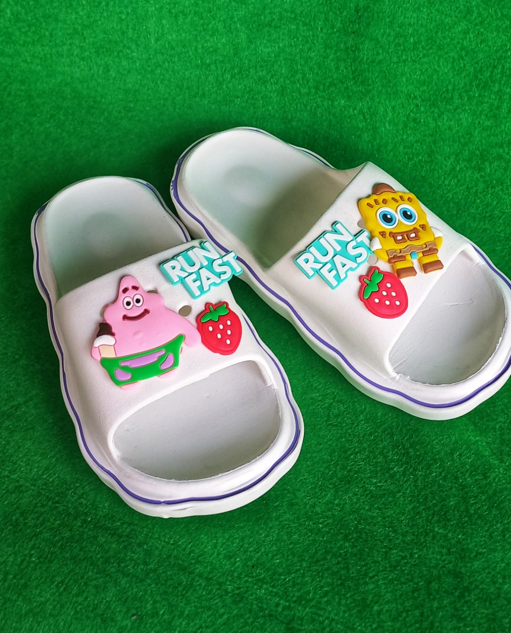 Dép bánh mì trẻ em ( màu ngẫu nhiên ) cute bé trai, bé gái