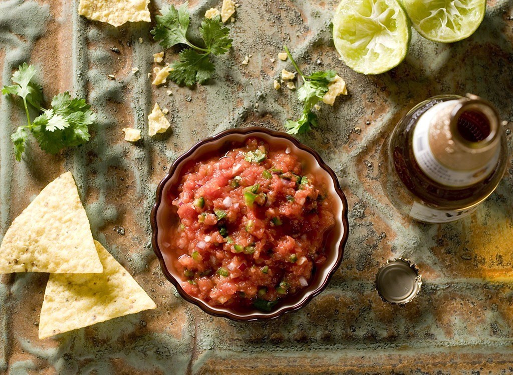 Sốt Tostitos Chunky Salsa MILD 439.4 gr- nhập khẩu Mỹ