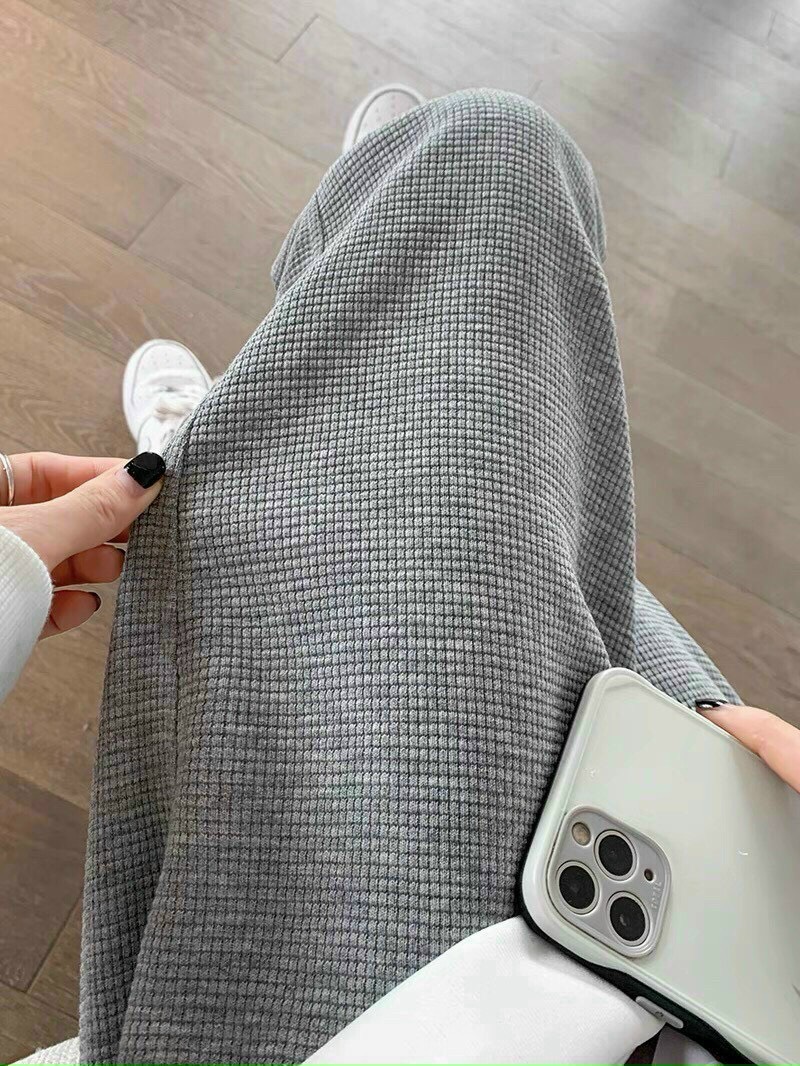 Quần jogger nữ phong cách bo gấu