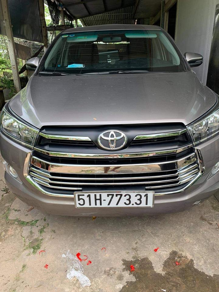Bộ ốp mặt ca lăng mạ crom xe toyota innova đời 2017 đến 2022