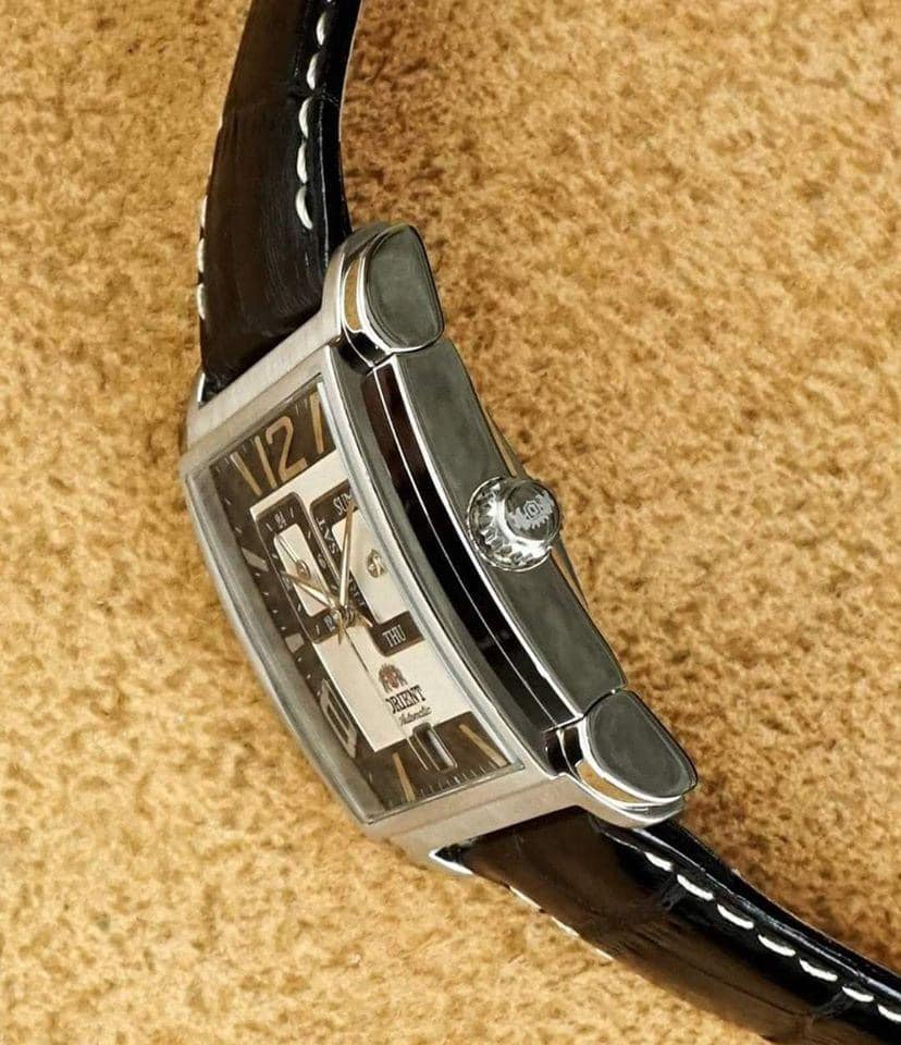 ĐỒNG HỒ NAM Orient Automatic FETAC006B0 - Mặt vuông độc đáo