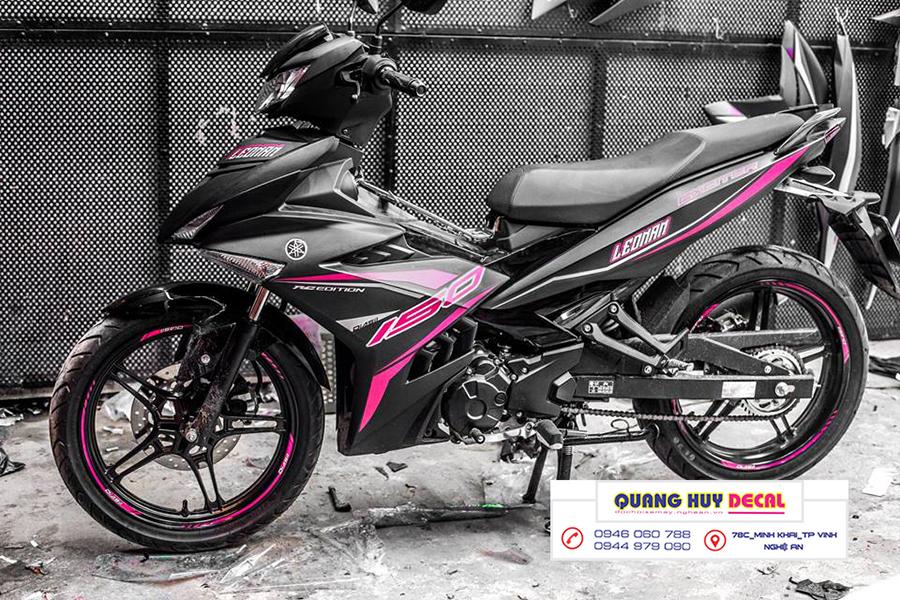 Tem trùm xe máy ex150 bản kỷ niệm phiên bản hồng - Độ tem xe máy ex150 thiết kế theo yêu cầu - Chế tem trùm xe máy exciter 150 rẻ đẹp