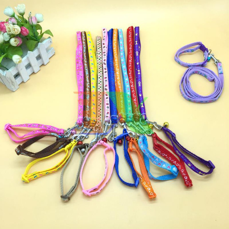 Dây dắt kèm vòng cổ chuông cho thú cưng