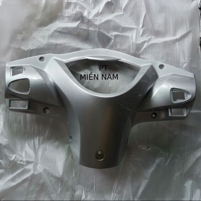 Nắp sau tay lái Vision đời 2011-2013 ( bợ cổ Vision )