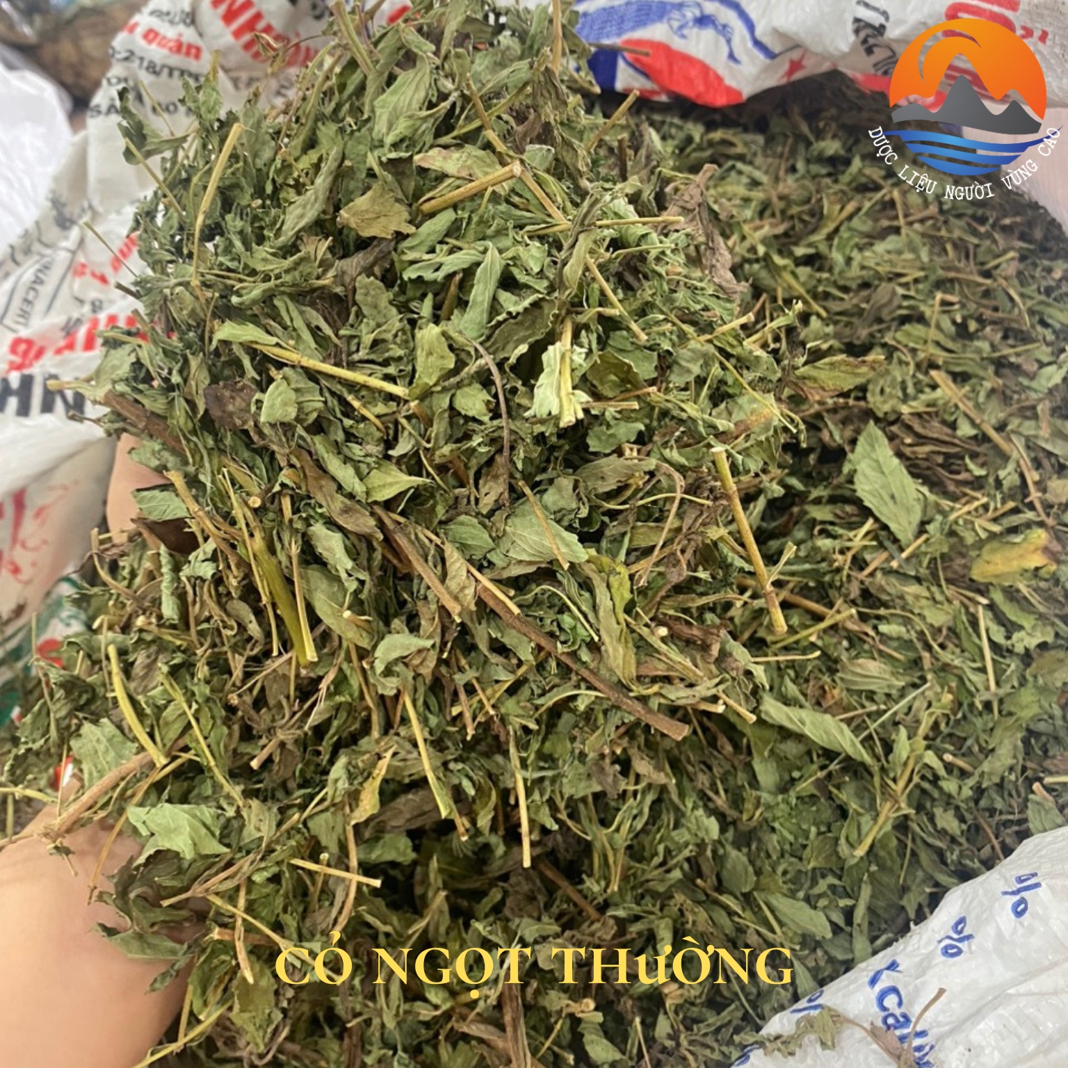 Cỏ ngọt khô loại 1 trồng sạch hữu cơ vùng núi Tây Bắc, cỏ ngọt nguyên lá sấy lạnh. Trà cỏ ngọt đường ăn kiêng tạo vị ngọt tự nhiên
