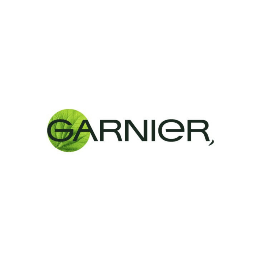 Tinh Chất Tăng Cường Sáng Da Mờ Thâm Light Complete 30x Vitamin C Booster Serum Garnier 30Ml