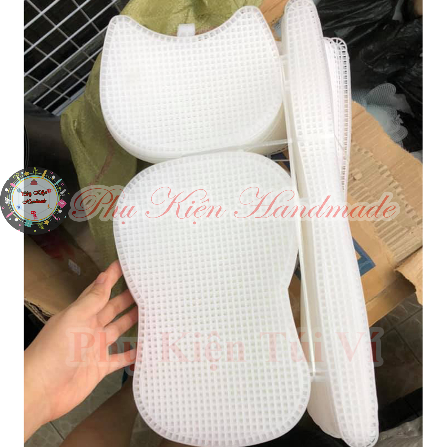 Canvas túi thêu hình bầu 30k/ tấm