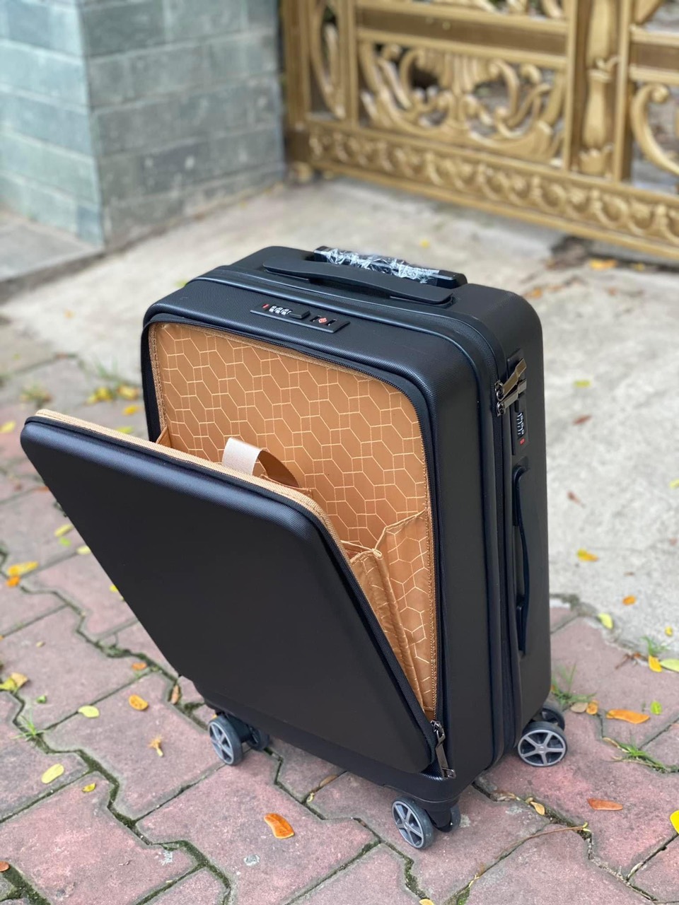 Vali Xiaomi doanh nhân Xiaomi Passport ( BẢO HÀNH TRỌN ĐỜI) [Giá Rẻ]