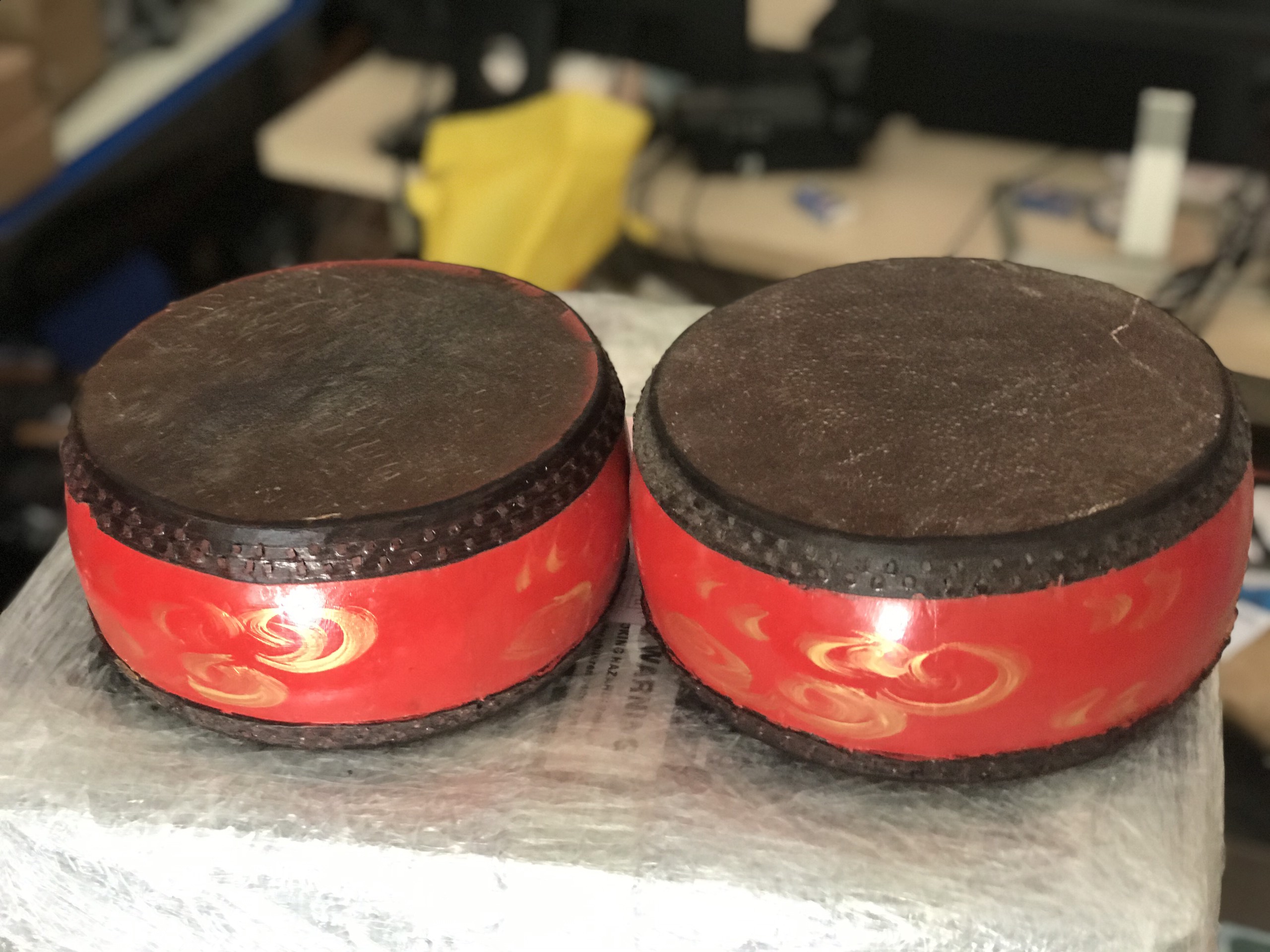 Trống khẩu gỗ mít da trâu