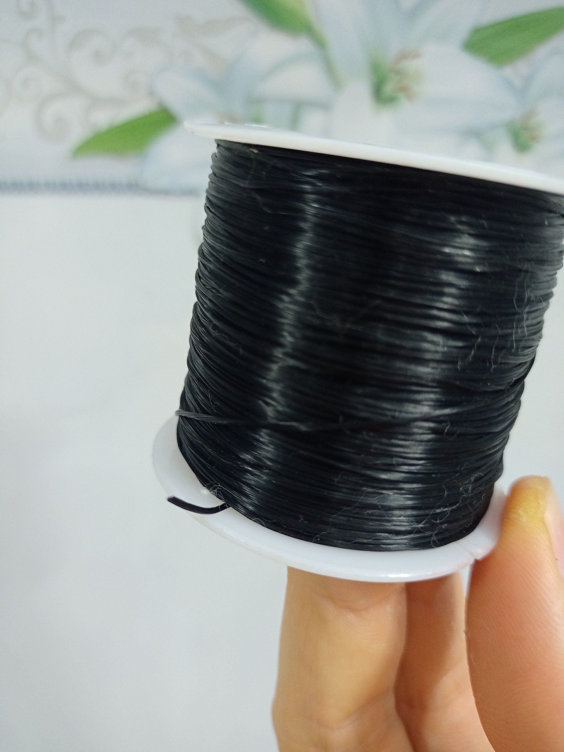 Chỉ cuộn dùng để nối tóc