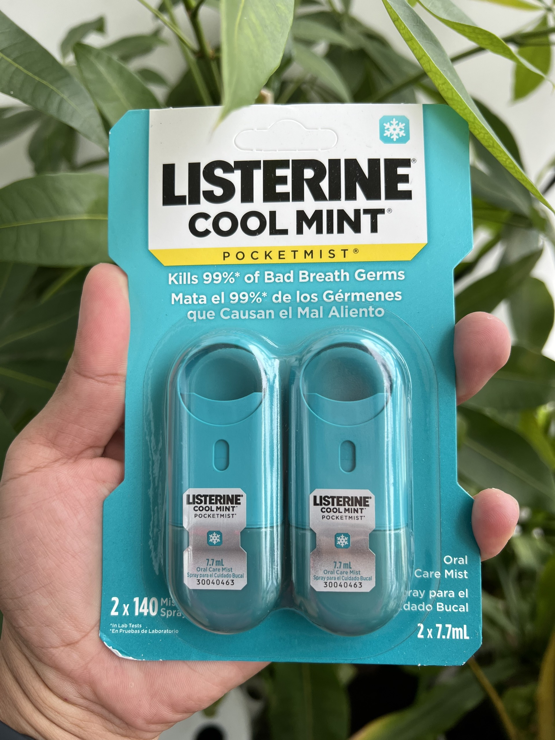 Xịt thơm miệng Listerine Coolmint Pocketmist chai 7.7ml/ Mỹ
