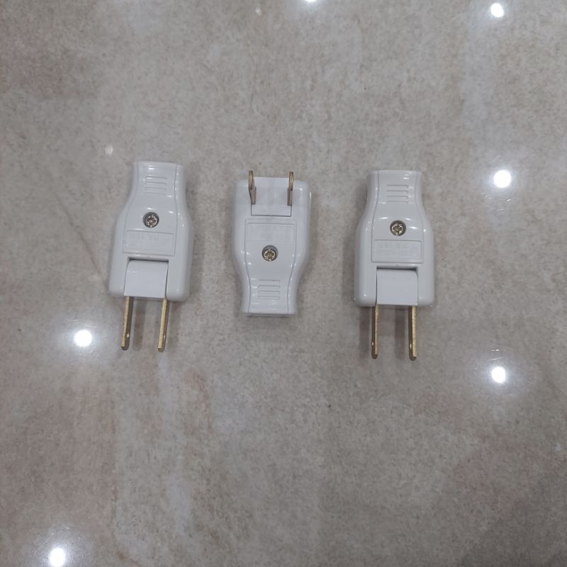 Phích cắm 2 chân dẹt vinakip 16 a - 250v