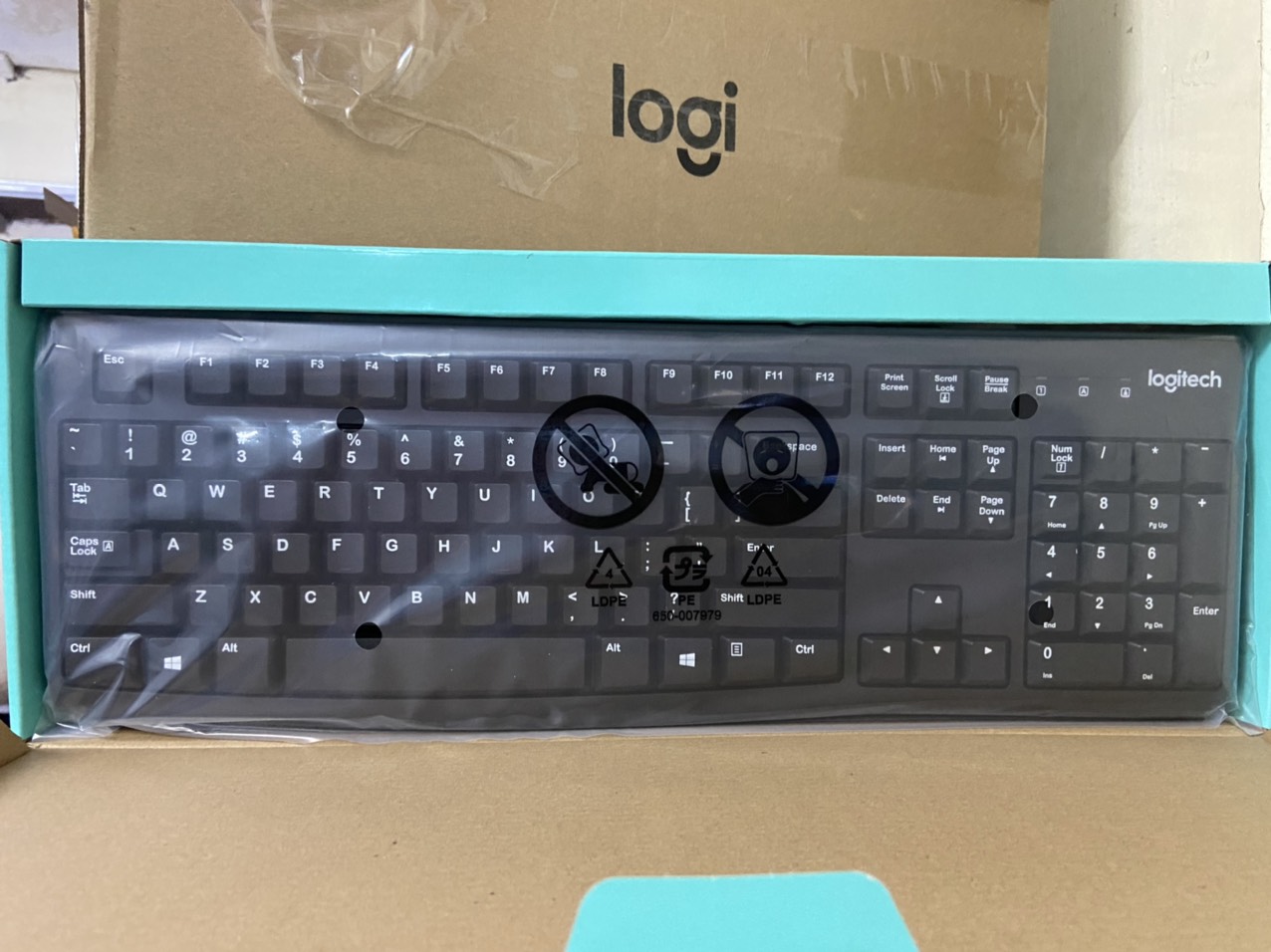 Bàn phím có dây Logitech K120 - hàng chính hãng Logitech