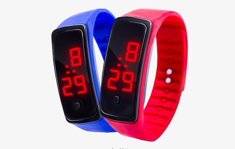 [HCM]Đồng hồ đèn led thể thao giá sỉ