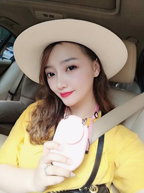 Quạt mini đeo cổ cao cấp thời trang siêu yêu CQ-E888