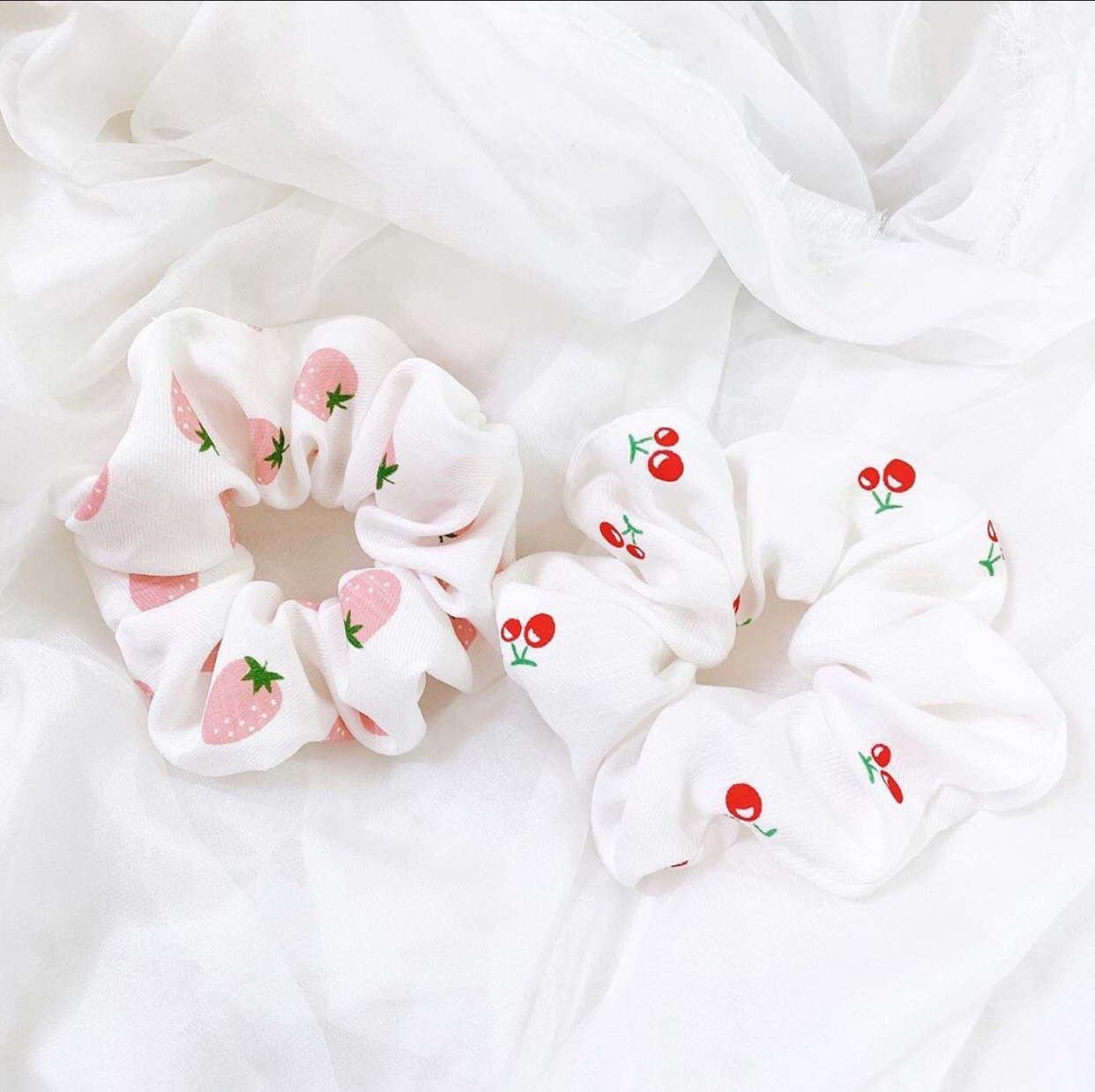[HCM]SCRUNCHIES DÂU TO 2 MÀU HỒNG - ĐỎ MẪU MỚI - CỘT TÓC HOTTREND