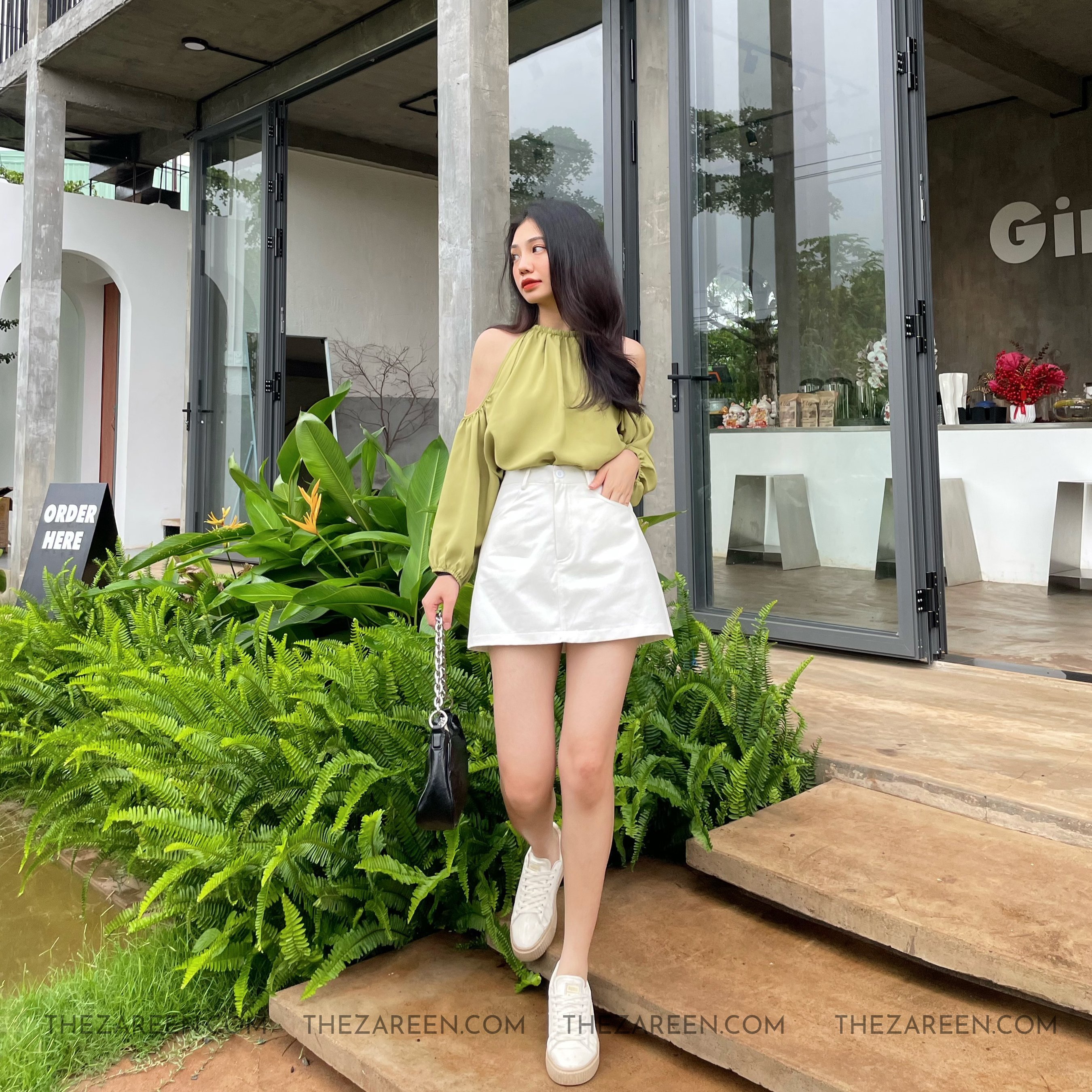 ZAREEN | CHÂN VÁY CHỮ A BASIC VAA29 TRẮNG