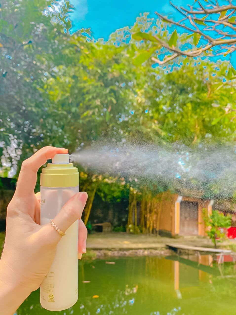 [HCM]Xịt khoáng lúa mạch Green Barley Cream Mist