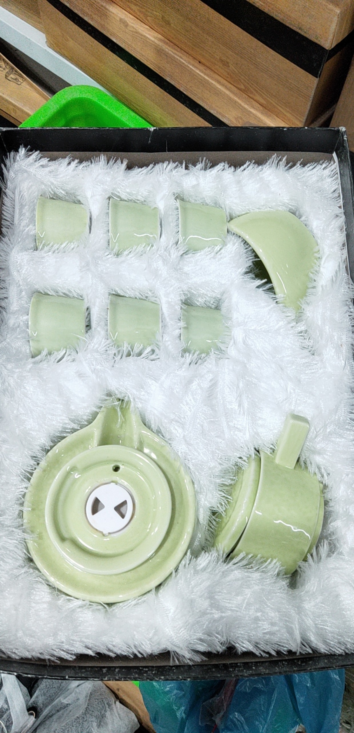 [HCM]Bộ Ấm Trà Bình Xoay Đá Gốm Sứ Cao Cấp - Hàng Có Sẵn