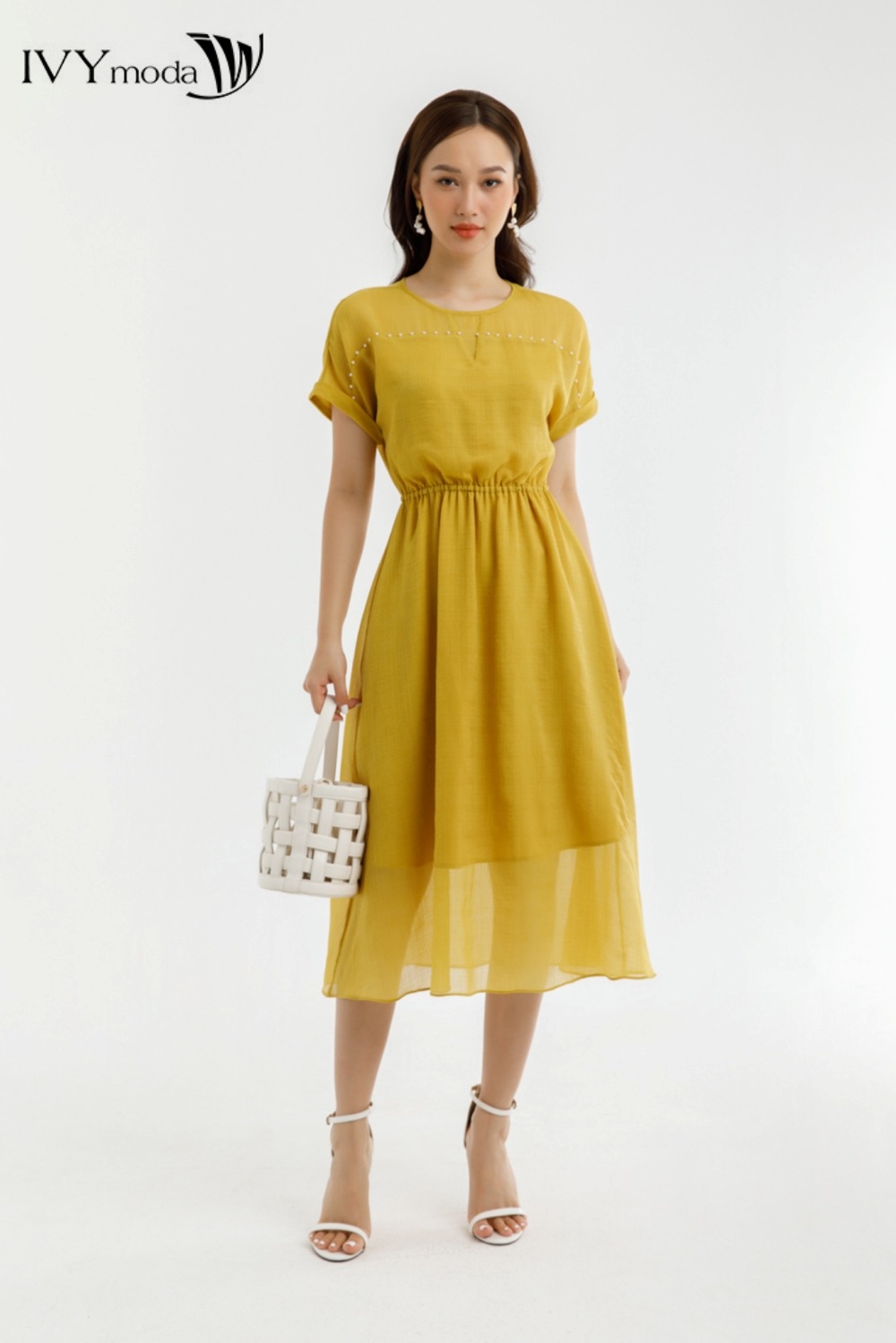 Đầm lụa 2 lớp đính hạt IVY moda MS 48M7558
