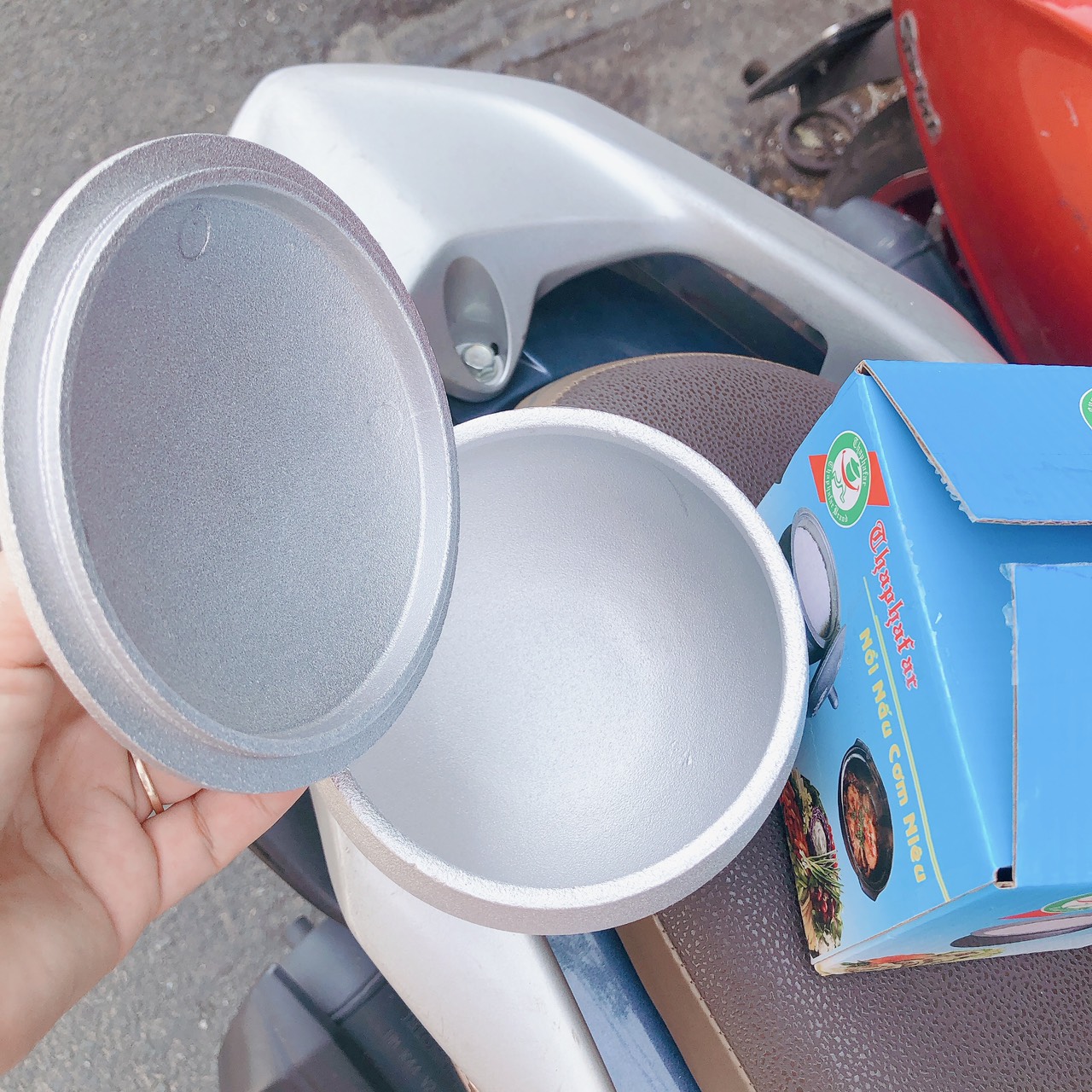 Thố Cơm Niêu - Nồi cơm niêu Bằng Gang Cao Cấp THAPHATAR