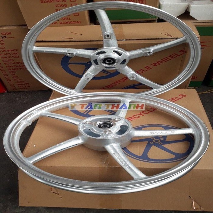 Mâm 5 Cây Dùng Cho Xe Raider Fi Màu Bạc