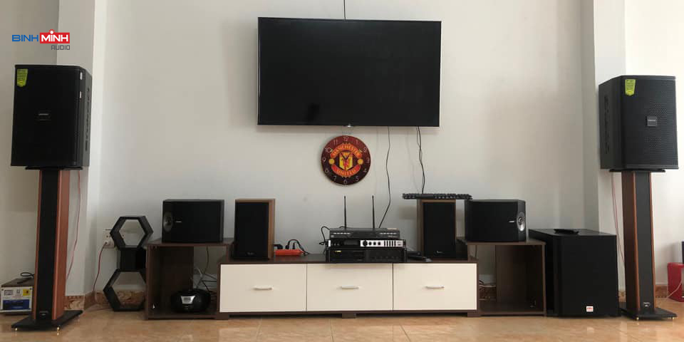 Chân loa Bookshelf gỗ Venza BM 80 ( kèm chân đinh chống rung bằng đồng)