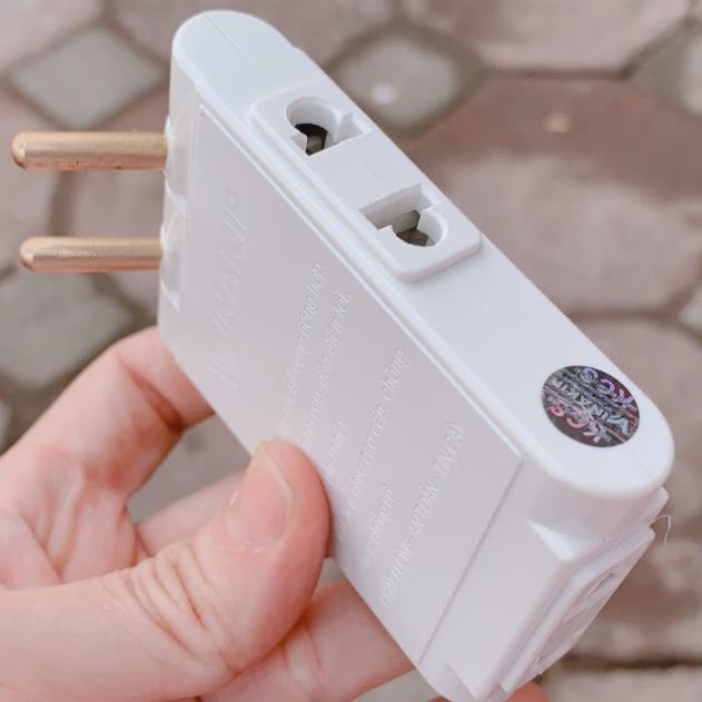 Phích cắm dẹt 1 ra 3 - 10a 250v. công suất 2200w