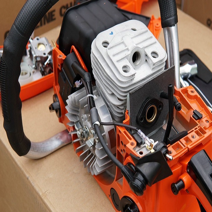 Máy Cưa Xích Chạy Xăng 2 Thì Reload G750