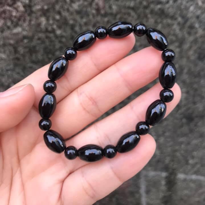 VÒNG TAY LU THỐNG MÃ NÃO ĐEN 8LY