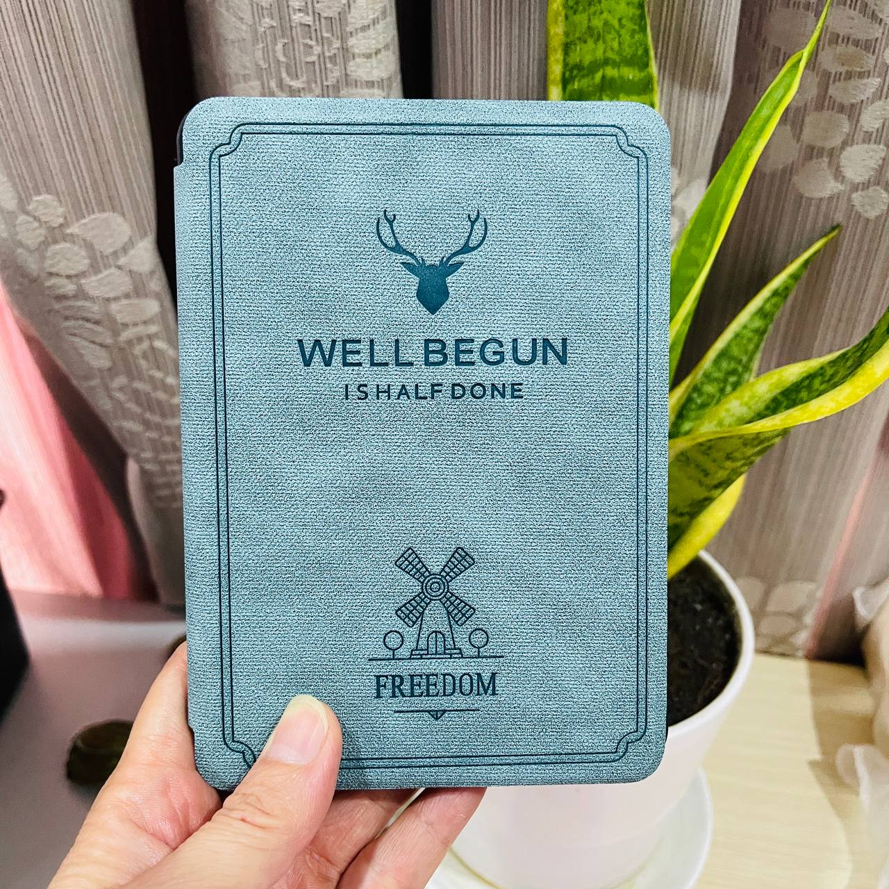 [Hoàn Tiền MAX] Bao da đơn giản dành cho máy đọc sách Kindle Paperwhite 4 - 10th generation (Leather cover for Kindle Paperwhite 4 - 10th generation ereader)