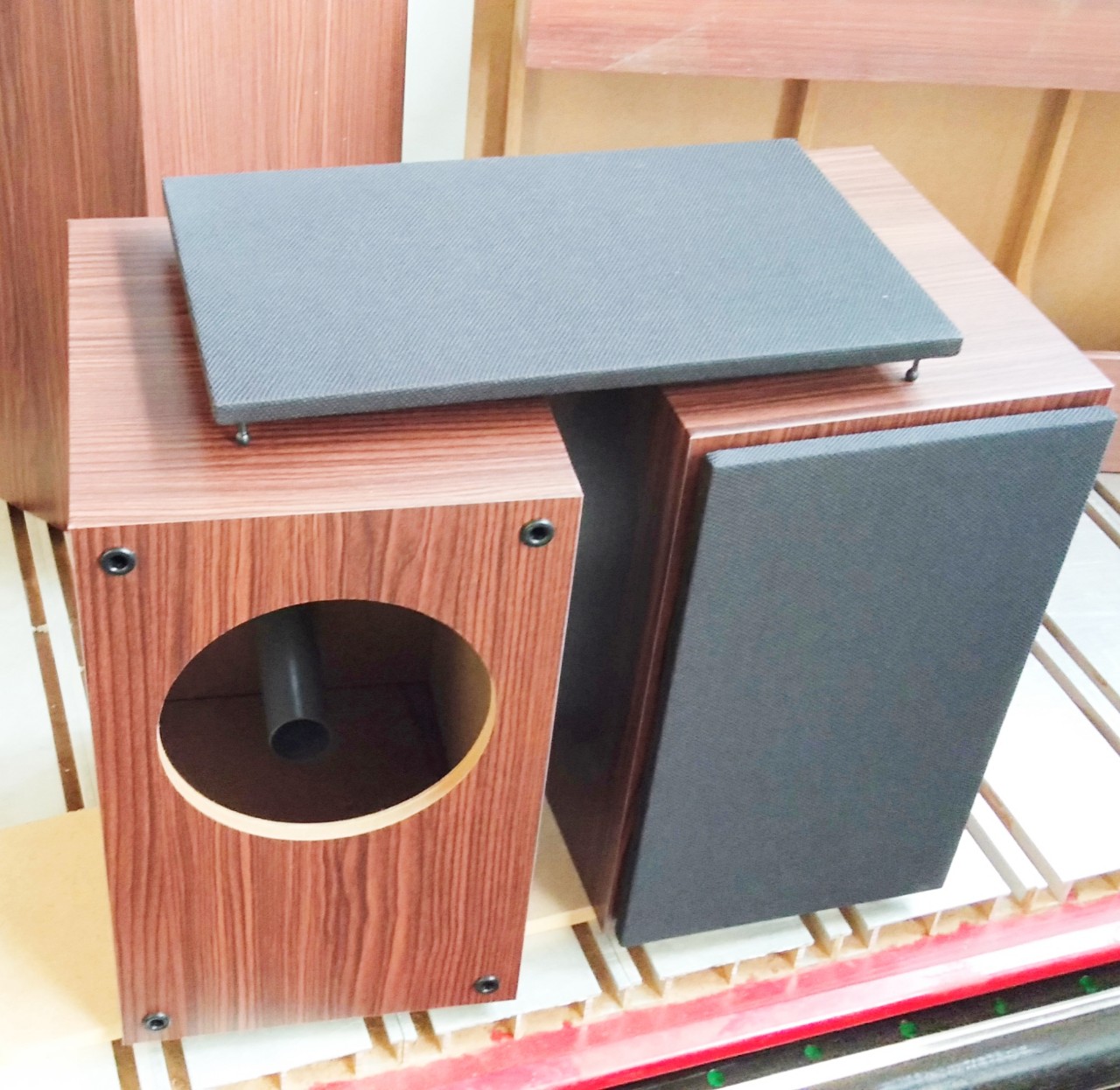 thùng loa toàn dải bass 16cm