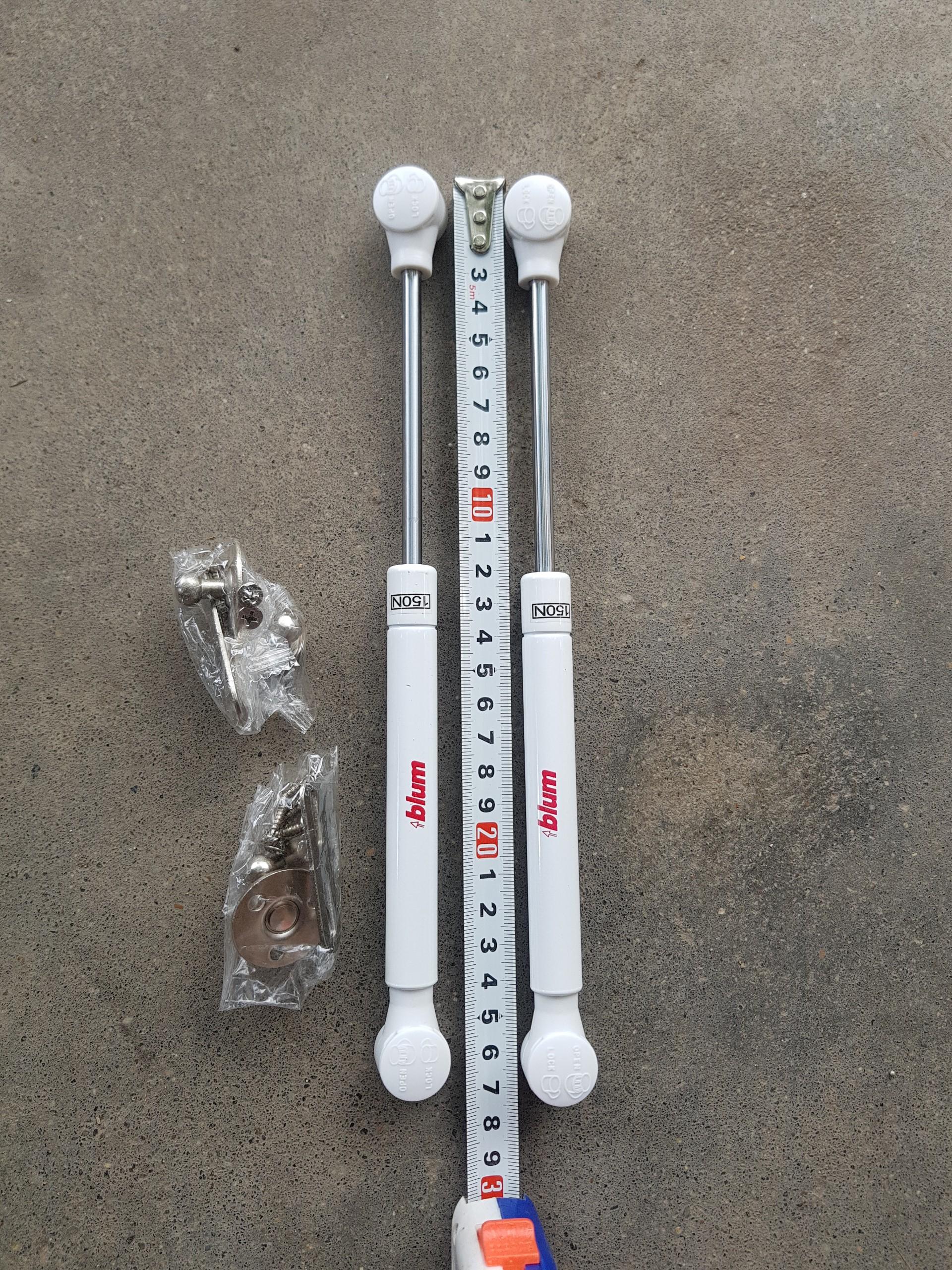 2 cây chống nâng yên xe máy