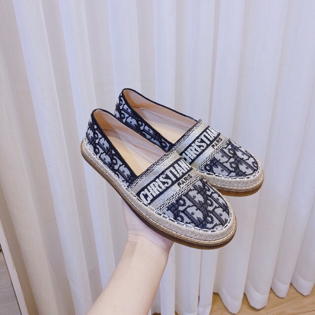 Giày SlipOn thổ cẩm Dior