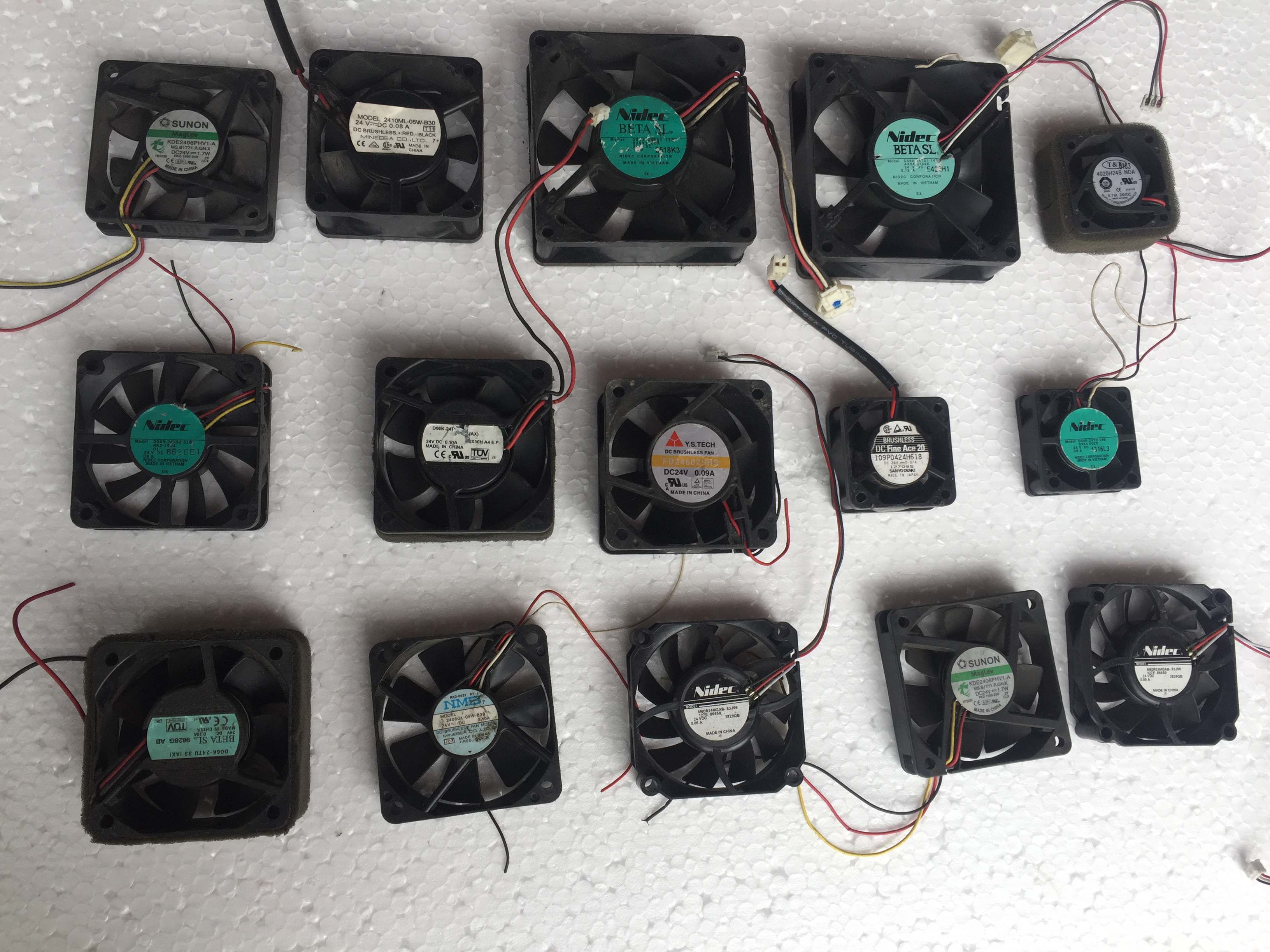5v fan 4 (4x4cm) size fan
