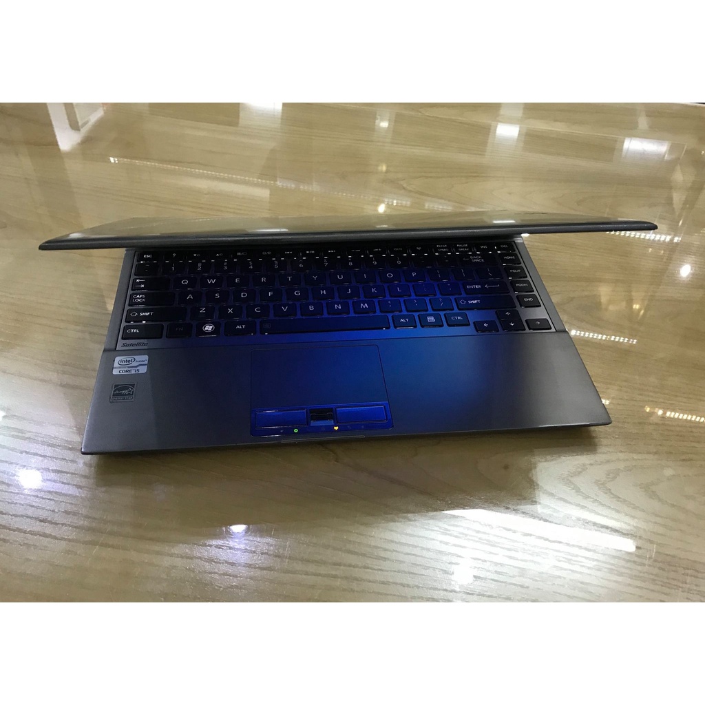 Laptop Toshiba Z930 siêu mỏng - i5 3337u Ram 10GB SSD 256G