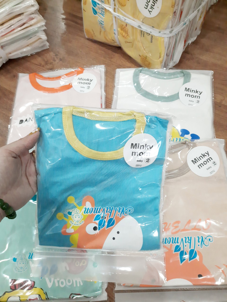 Bộ cotton thun lạnh MONKY siêu mềm hình thú ( tặng kèm quà tặng )