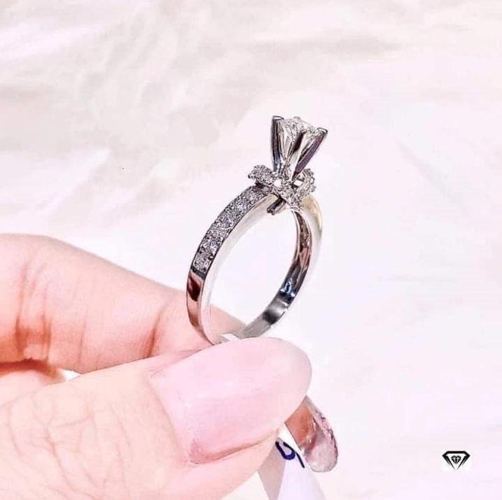 Nhẫn nữ bạc Ý mặt đá xinh MS85d