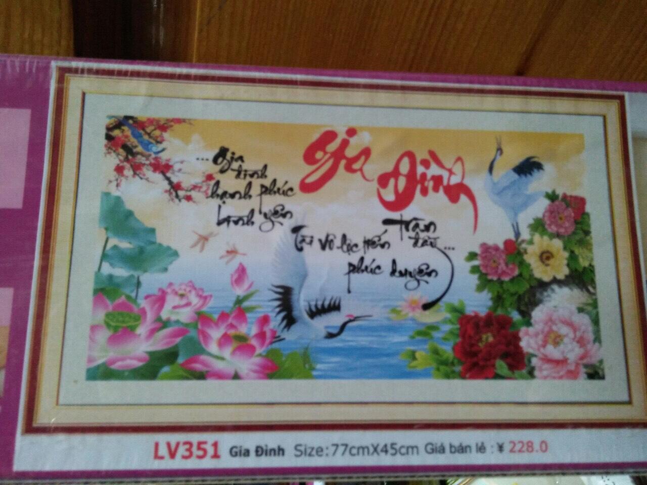 [HCM]Tranh đính đá Gia Đình  Hạnh Phúc  LV351 kích thước  77x 45cm
