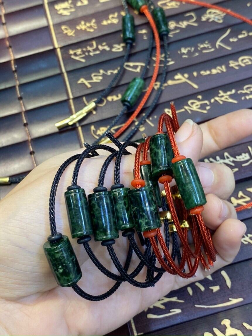 Vòng đeo tay dây cáp Lu Thống ngọc Cẩm thach Sơn thủy trơn AV