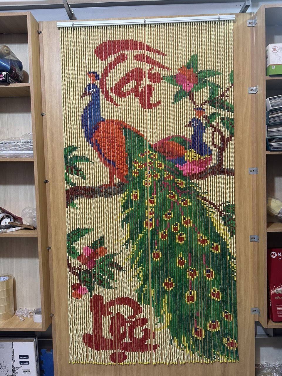 Màn hạt nhựa, Rèm cửa hạt nhựa